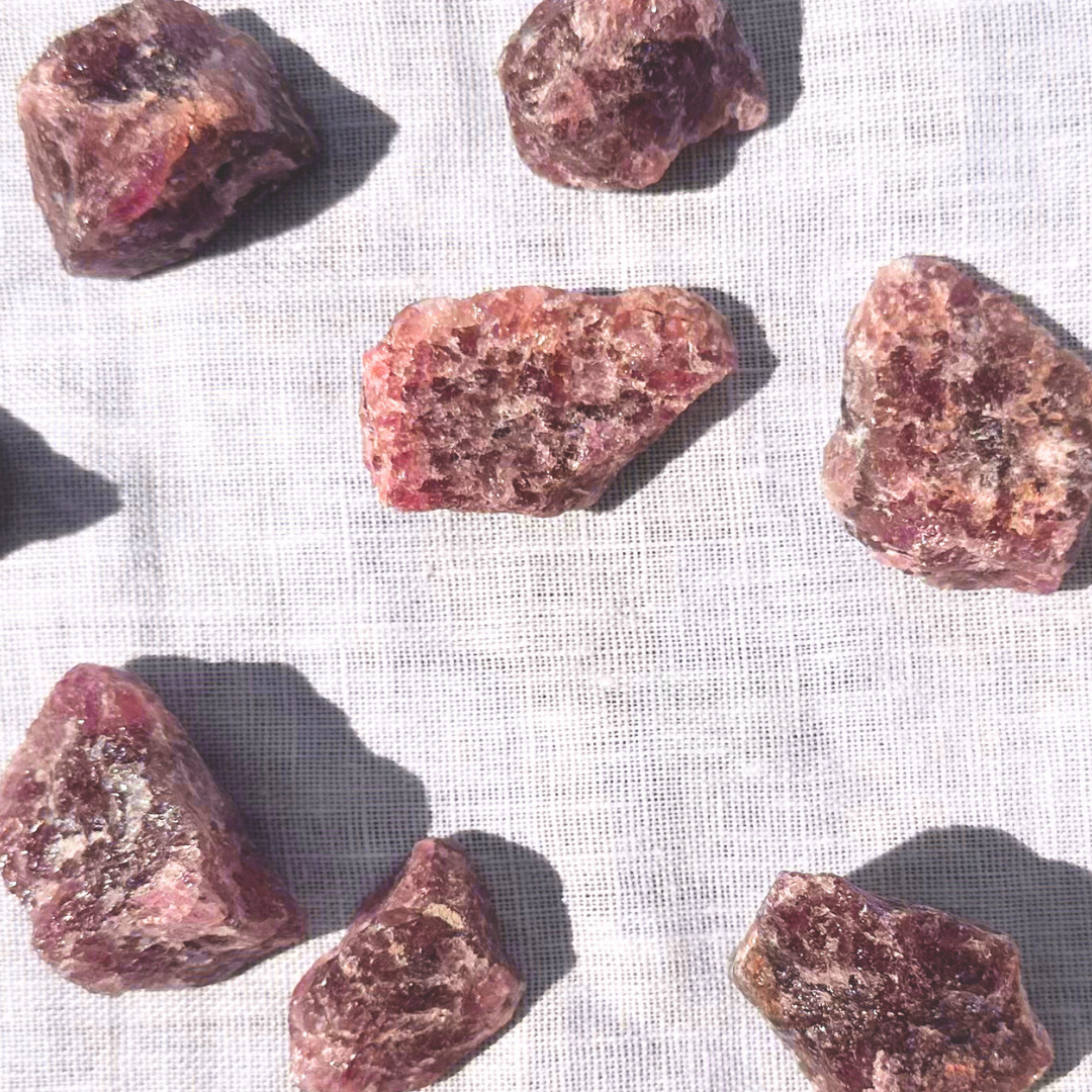 Strawberry Quartz Rough Stones