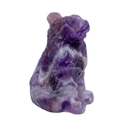 Ametyst, Chevron Dog Carvings